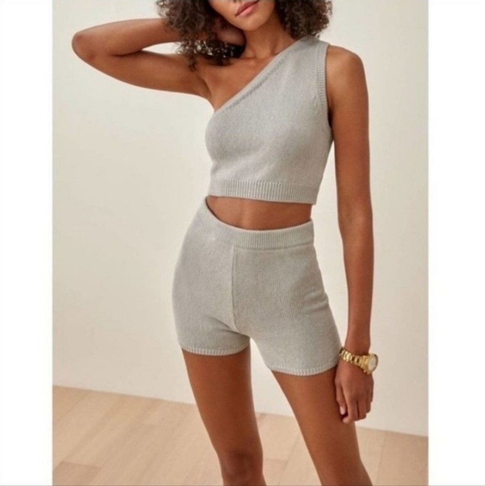 Reformation louge set
